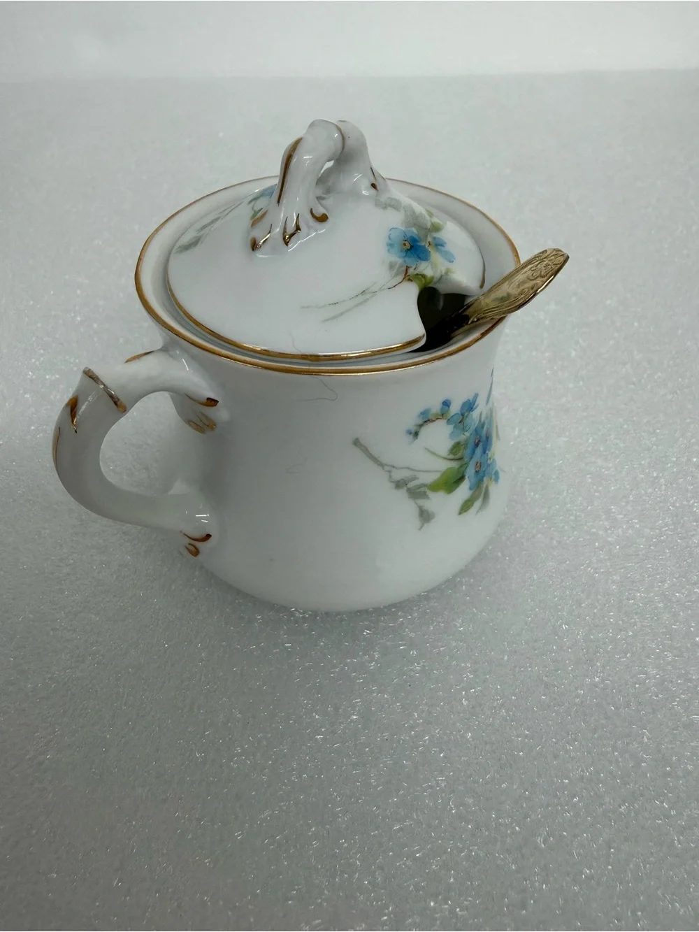 Vtg Schwarzburg Porcelain lidded Sugar Bowl Blue forget-me-knots Gold Trim